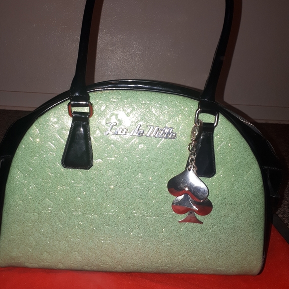 Lux de Ville Black Jack Bowler bag in baby green sparkle, embossed card suits - Picture 3 of 3